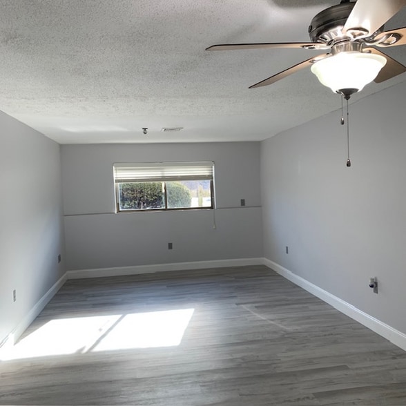 Building Photo - 512 Abbott Farm Ln