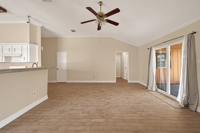 Building Photo - 20039 S Navaho Trail