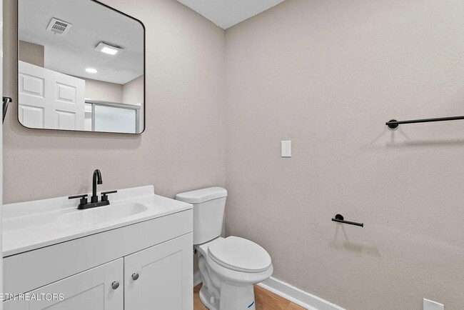 Building Photo - 3625 Reagan Ave NW