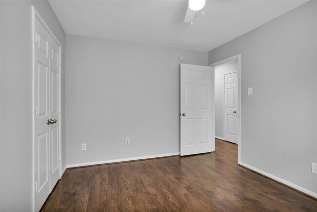 Building Photo - 28234 Sweet Oak Ln