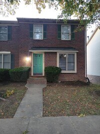 Building Photo - 3907 Kenesaw Dr