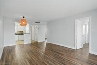 Building Photo - 170 Turtle Lake Ct
