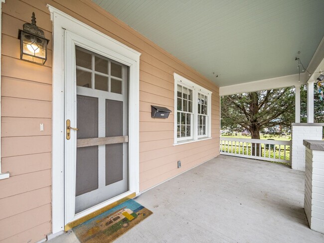 Building Photo - Craftsman Bungalow Wilmington NC "Near Jus...