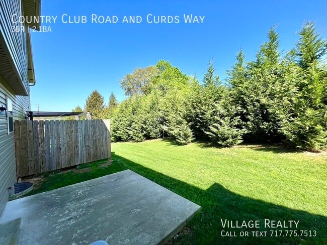 Building Photo - 721 Country Club Rd