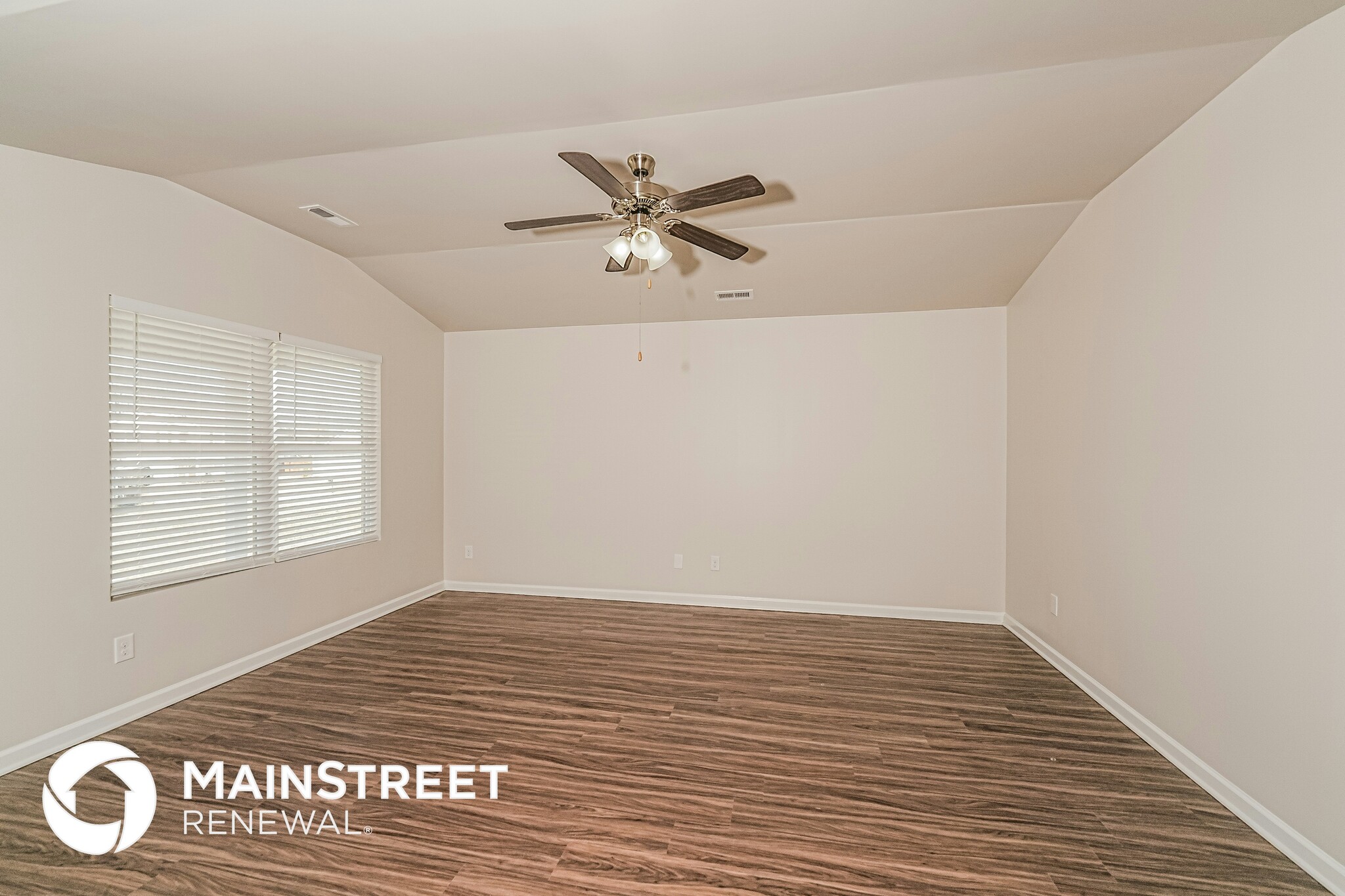 Building Photo - 204 Leonards Ct