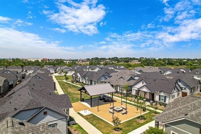 Building Photo - 7157 Borland Dr