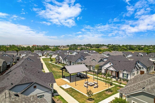 Building Photo - 7265 Borland Dr