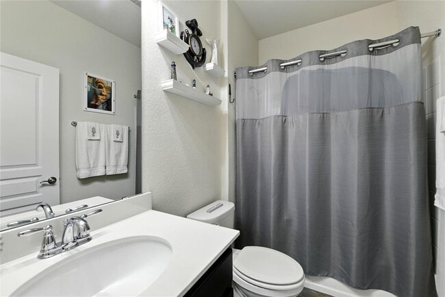 Building Photo - 107 Calhoun Ln