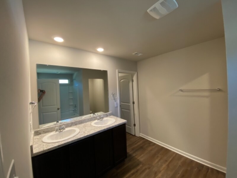 Building Photo - 30732 Judi Ann Dr