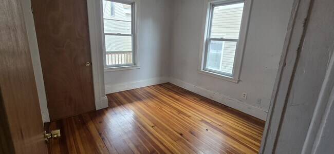 Building Photo - 6 Beede Ave