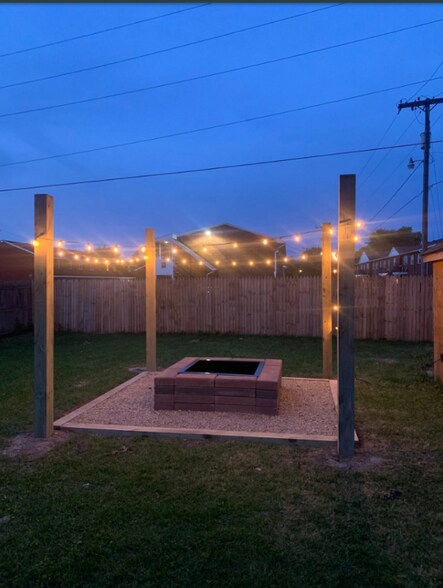 Building Photo - 128 Vineyard Dr