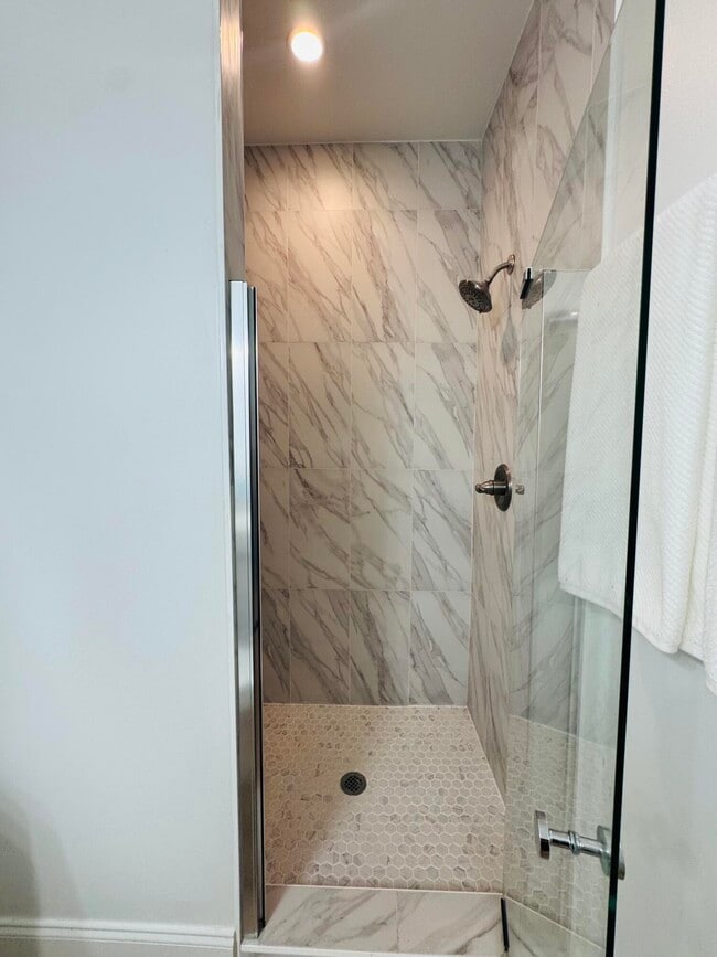 Building Photo - 48 4th St