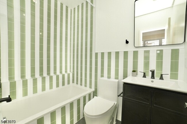 Building Photo - 15 Palisade Ave