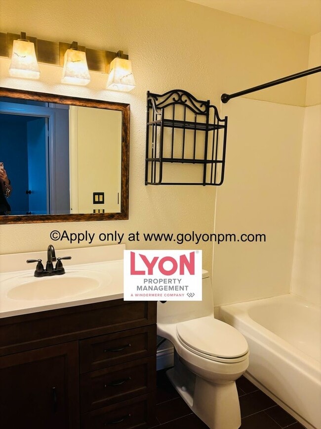 Building Photo - Coming Soon! Charming 2-bedroom, 2-bath Home with Modern Amenities and Ample Space!