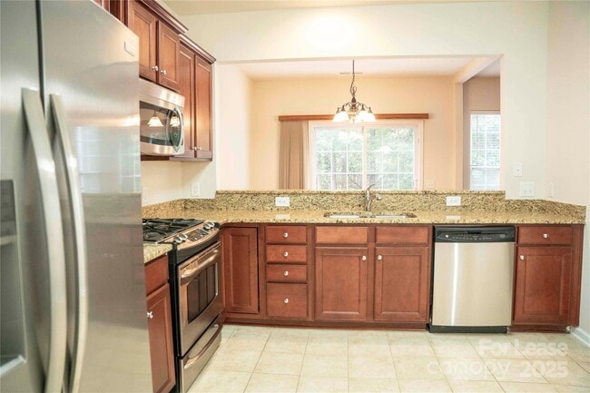 Building Photo - 15558 Canmore Street