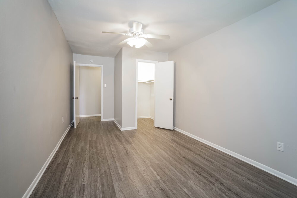 Building Photo - 10919 Skybird Dr