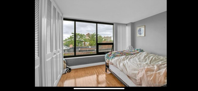 Building Photo - 849 Delaware Ave