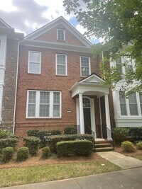Building Photo - Gorgeous Townhome in the Heart of Fort Mil...