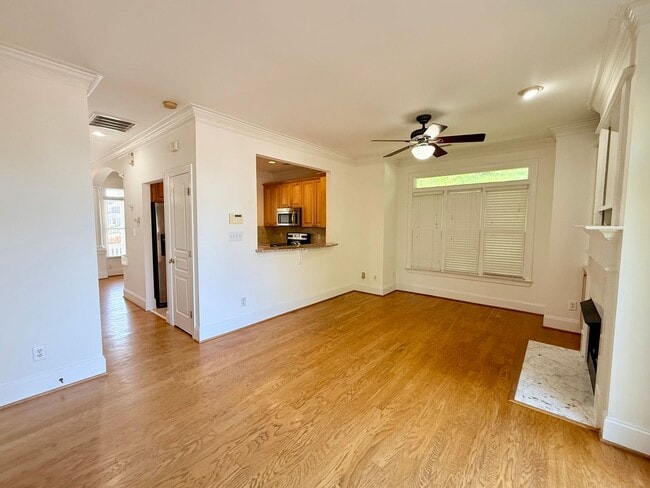 Building Photo - 19327 Beaufain St