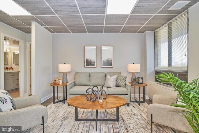 Building Photo - 4242 East-West Hwy