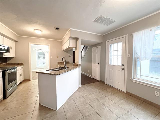 Building Photo - 4460 Junction Dr