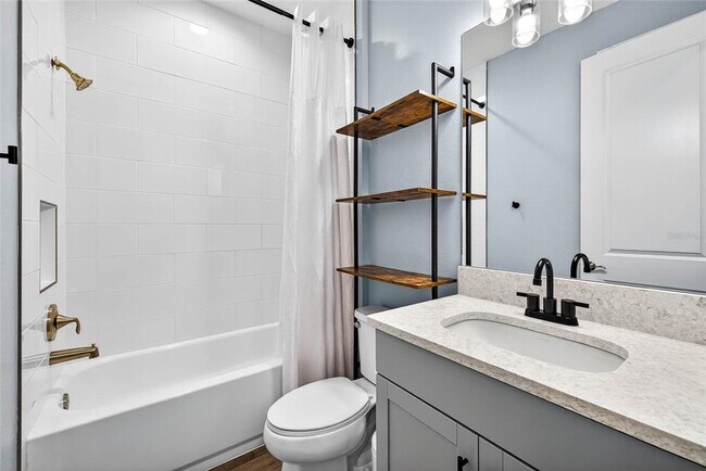 Building Photo - 14531 Woodland Spur Dr