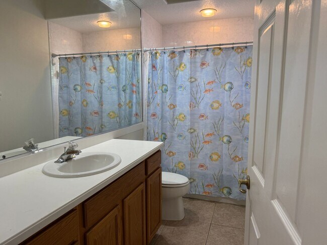 Building Photo - 4 Bedroom 3 Bath Single Family Home Laurel...
