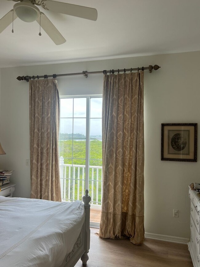 Building Photo - Live on a private island!- Bradenton, FL