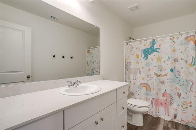 Building Photo - 8300 Stovepipe Dr