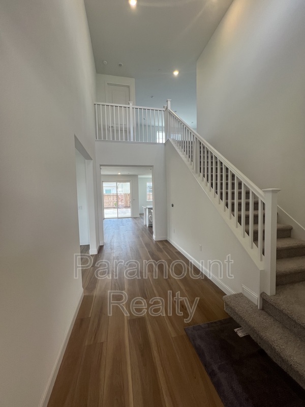 Building Photo - 1369 Emory Ln