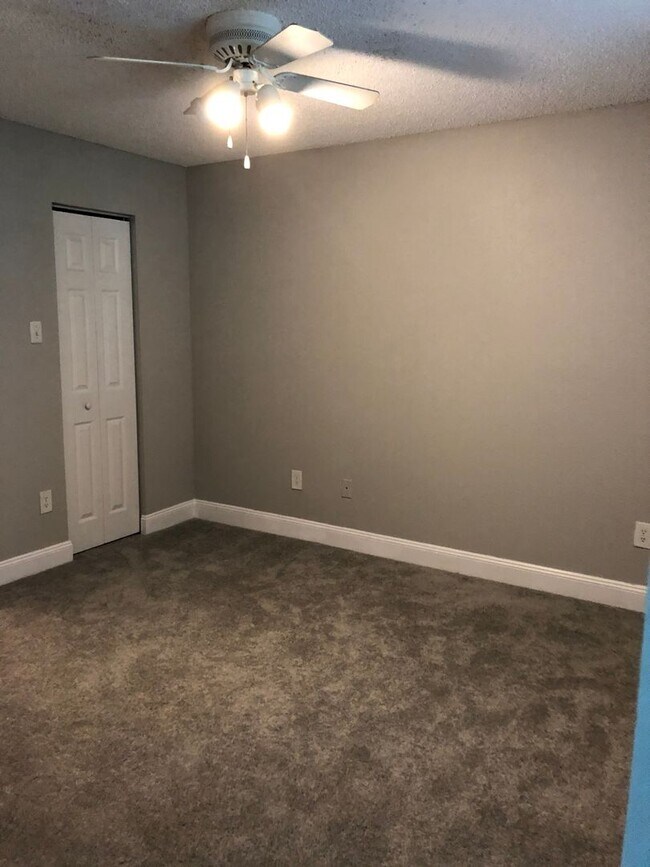 Building Photo - 3716 Idlebrook Cir