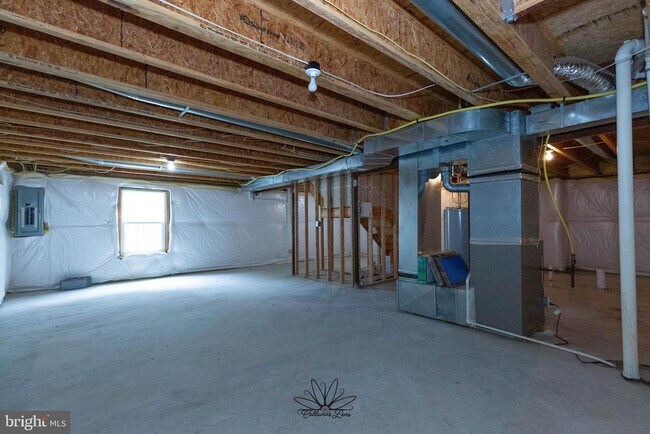 Building Photo - 341 Bullskin St