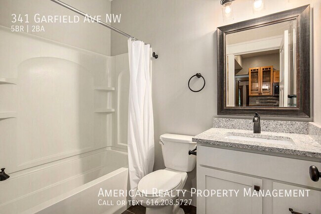 Building Photo - 341 Garfield Ave NW