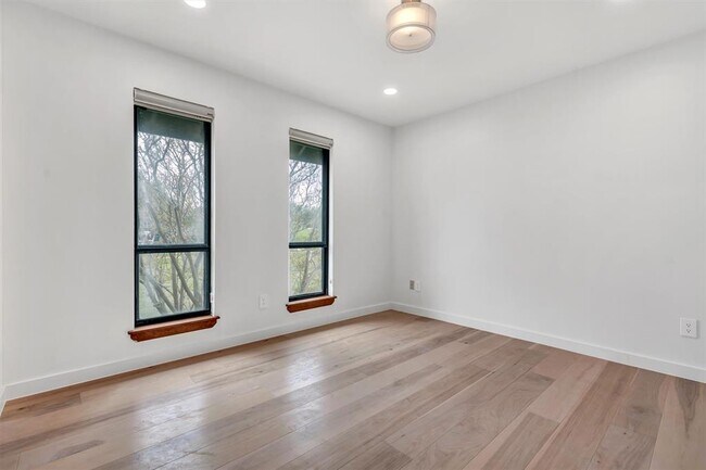 Building Photo - 1201 Co Rd 138