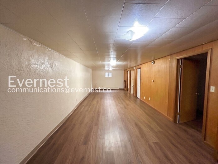 Building Photo - 2205 N Royer St