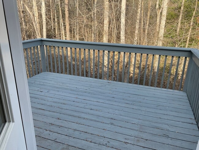 Building Photo - 2 Bedroom, 2 Baths Duplex Apartment for Rent with Unfinished Basement