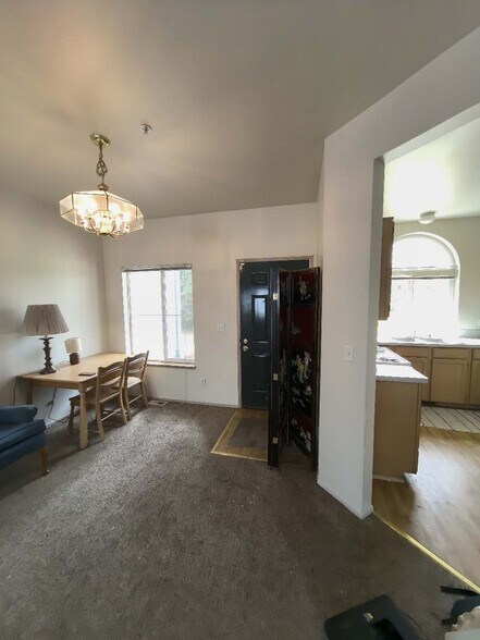 Building Photo - 6317 Barstow Ln SE