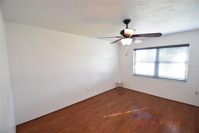 Building Photo - 705 Spanish Main Dr