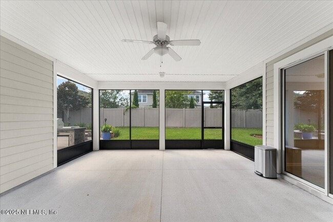Building Photo - 154 Palisade Dr