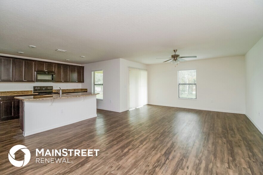 Building Photo - 1864 Piedmont Ct