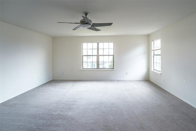 Building Photo - 612 Dark Tree Ln