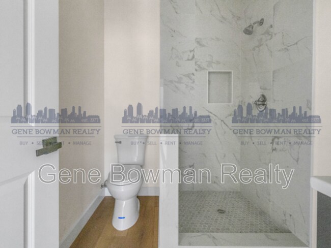 Building Photo - 1137 East 5th Street