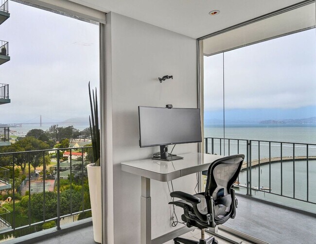 Building Photo - Designer Luxury. Iconic Views. Extraordinary Living.