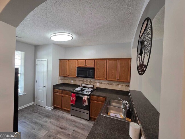 Building Photo - 1722 Bayrose Cir