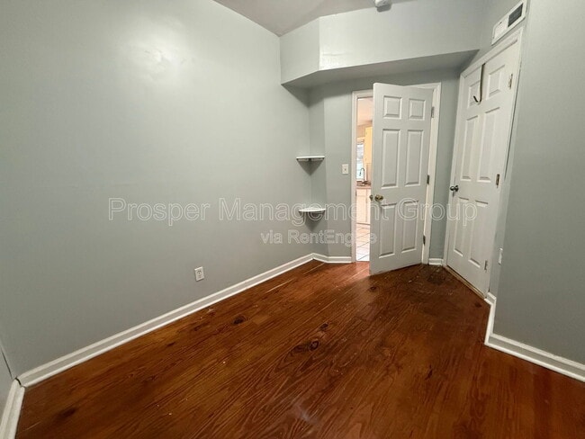 Building Photo - 4 Woodall Court