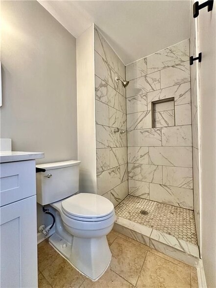 Building Photo - 7413 Penland Dr