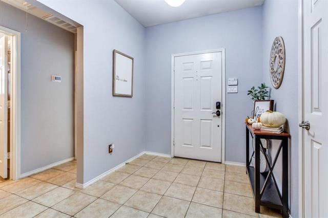 Building Photo - 820 Bamboo Dr