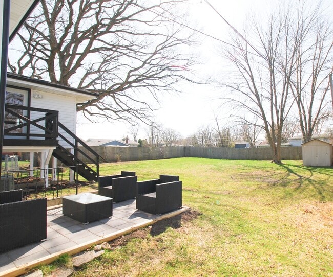 Building Photo - 1034 Forest Ln