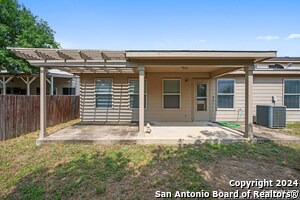 Building Photo - 11927 Ranchwell Cove