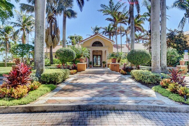 Building Photo - 160 Yacht Club Way